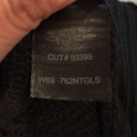 RtA knit sweater - Picture 7 of 10